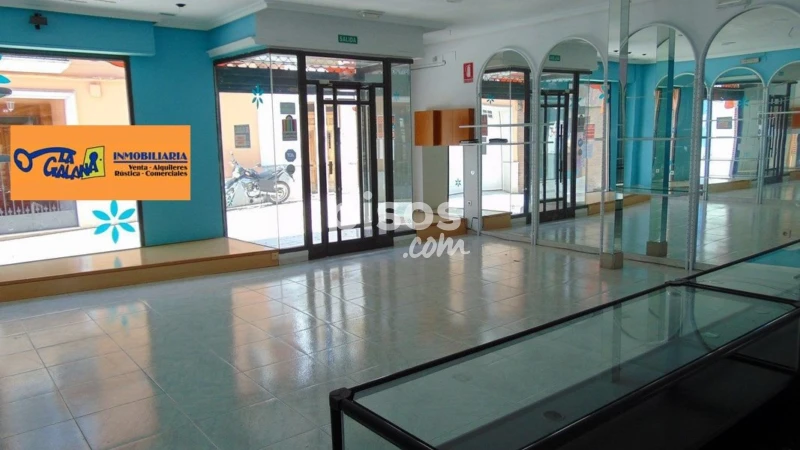 Commercial premises for rent in Centro, Valdepeñas of 500 €<span>/month</span>