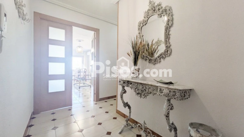 Fotografía del inmueble reportado: 750 €/mes — Jaén, Jaén