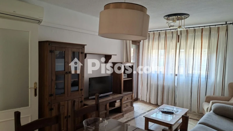 Fotografía del inmueble reportado: 850 €/mes — Granada, Granada