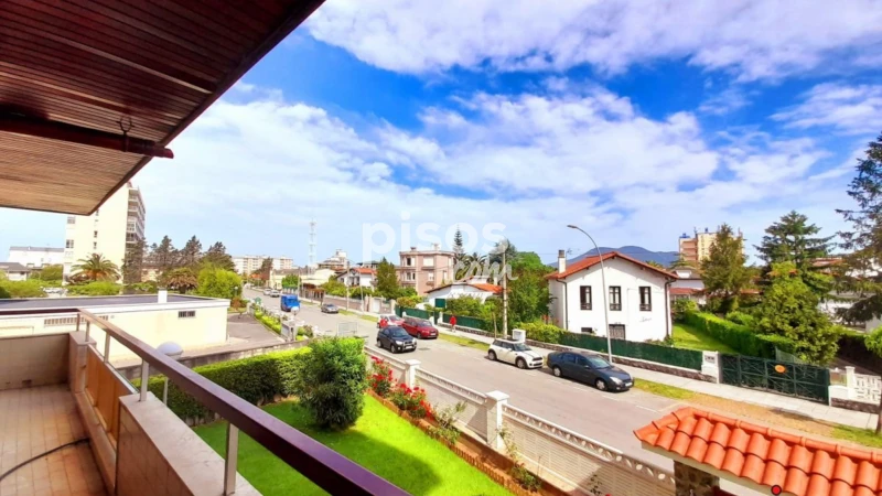 Piso en alquiler en Carlos V, Carlos V (Laredo) de 4.300 €<span>/mes</span>