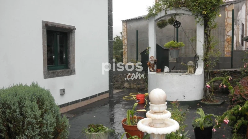Casa en venta en Doso, Sedes-Pedroso-Doso (Narón) de 218.000 €