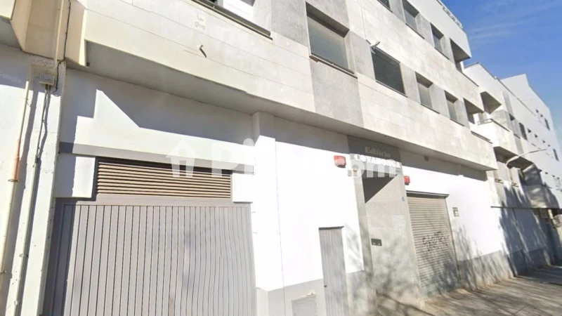 Local comercial en venta en Calle de la Aguja, 25