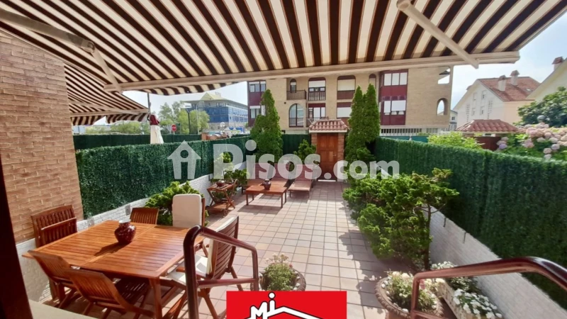 Casa adosada en venta en Santoña - Vista 3