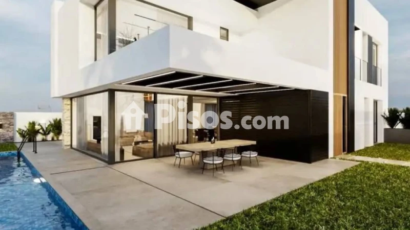 Maja, 350 m²
