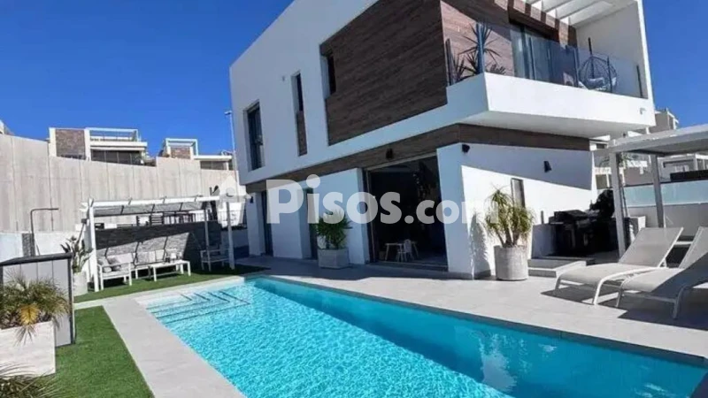 Casa – Orihuela, Urbanización El Presidente, Villa Martín