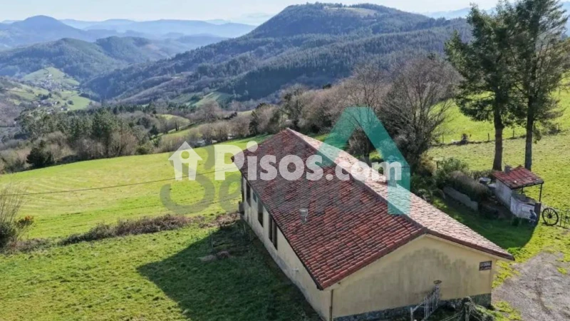 Casa – Salas, Samartín