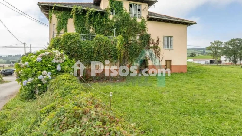 Casa – Salas, Samartín