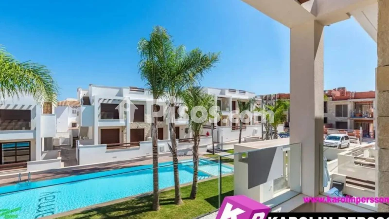 Chalet en venta en los Balcones-Los Altos-Punta Prima