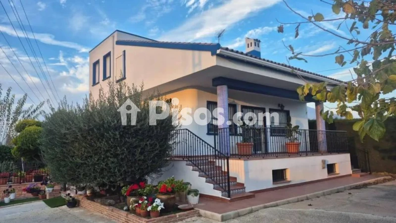 Piso – Orihuela, Josefina Manresa