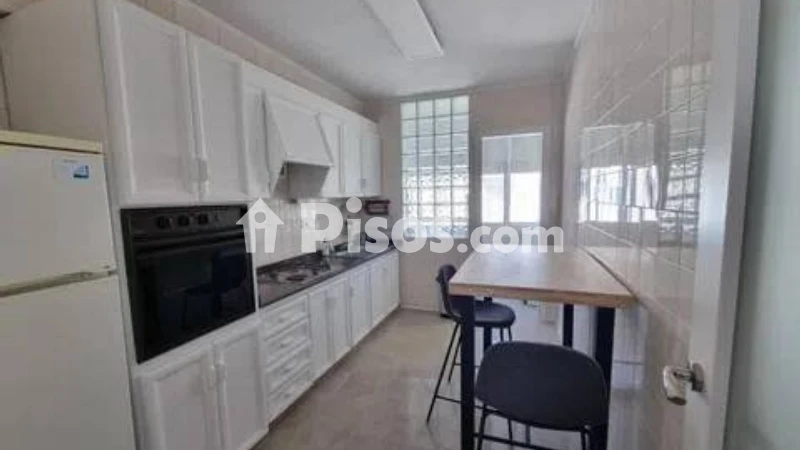 Fotografía del inmueble reportado: 800 €/mes — Valencia, Valencia
