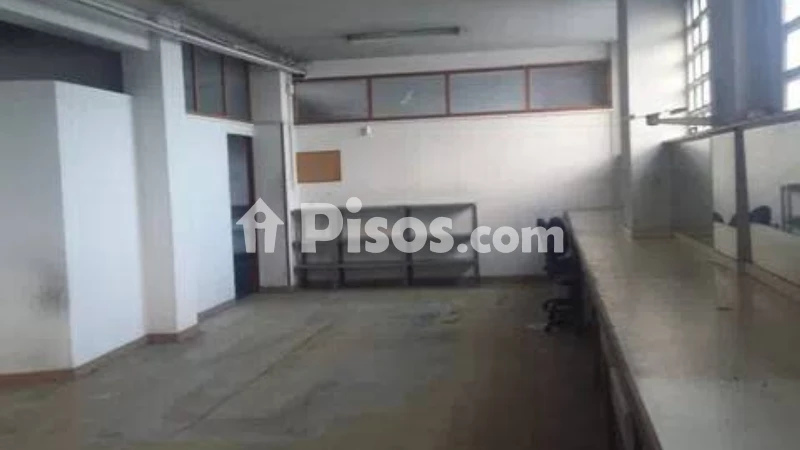 Local comercial en venta en Avenida del Ejército