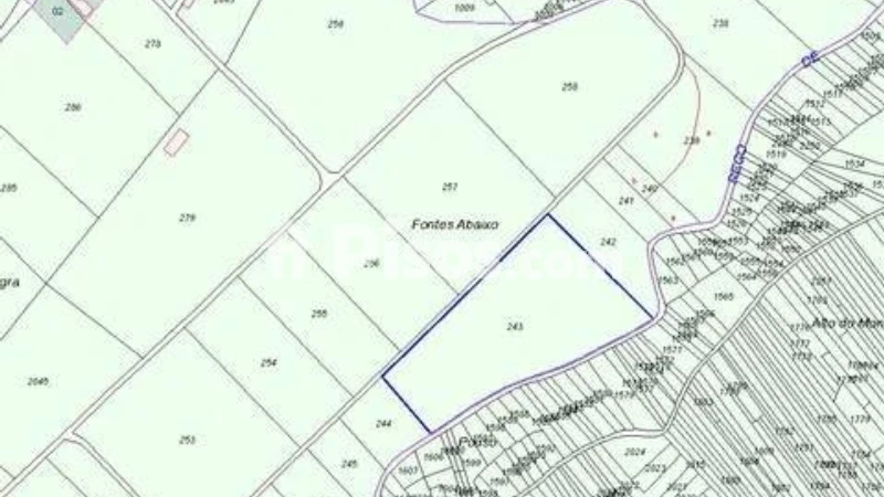 Terreno en venta en Calle Aldea Gosende, 1