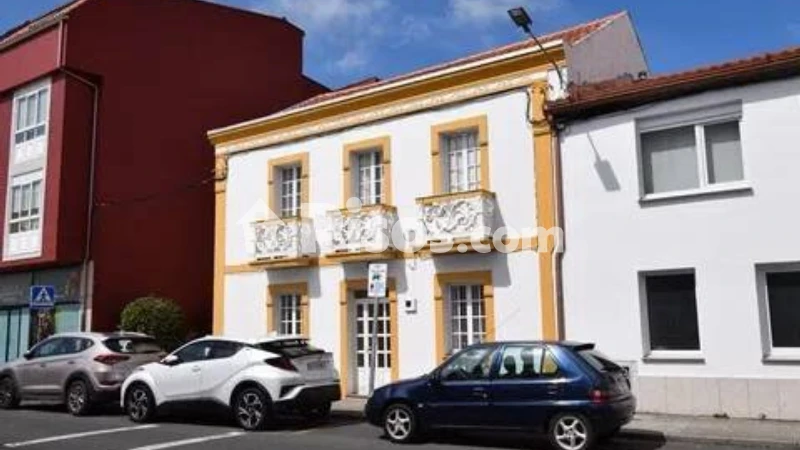 Casa – A Carreira, A Rúa, O Covo