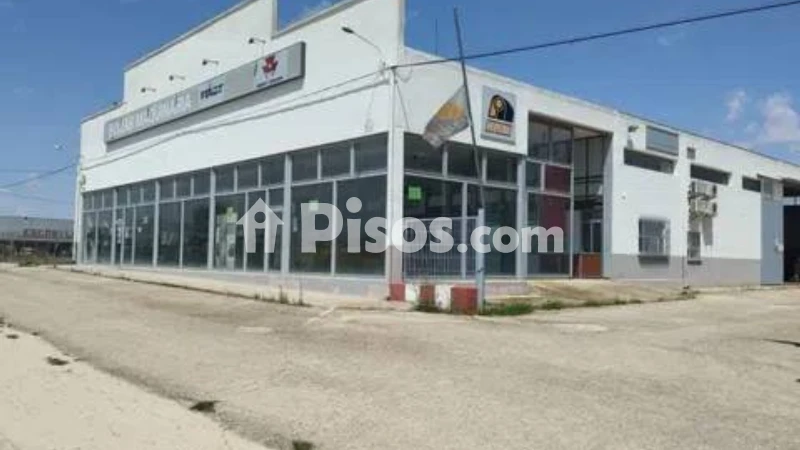 Nave industrial en venta en Carretera de Albacete, cerca de Calle de Fuentealbilla