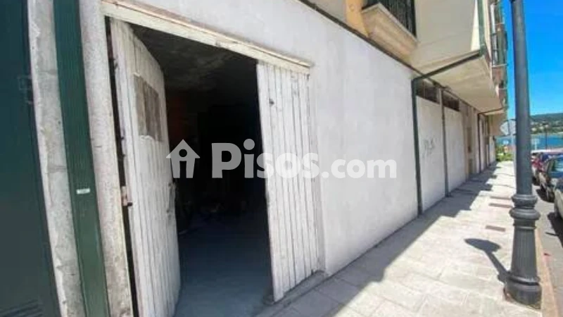 Local comercial en venta en Calle Camino Rianxino