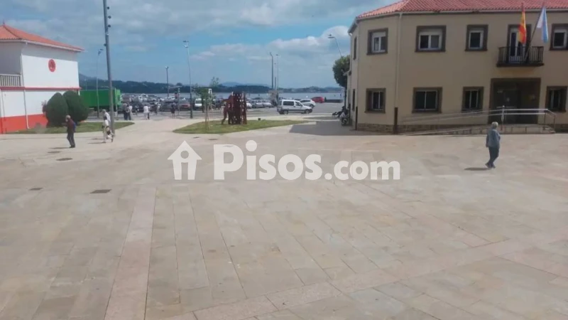 Local comercial en venta en Ribeira