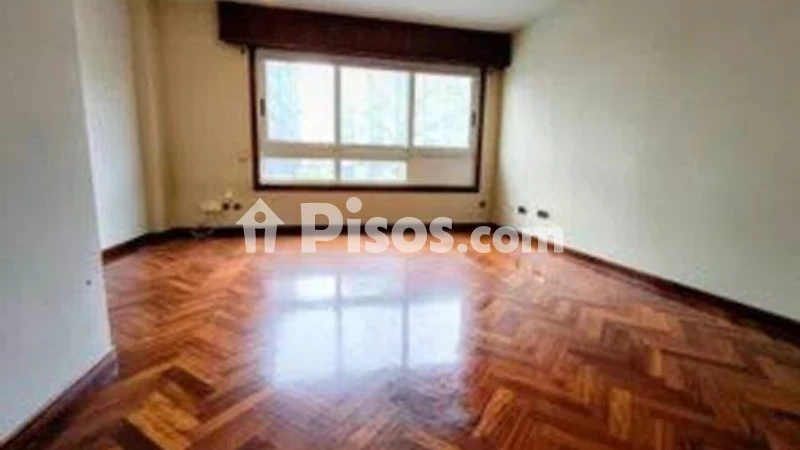 Piso en venta en Os Mallos-A Falperra