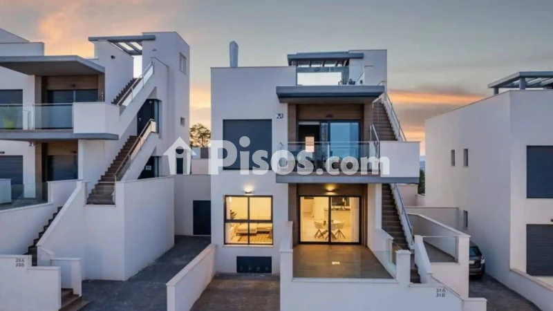Pis – San Miguel de Salinas, Las Escalericas