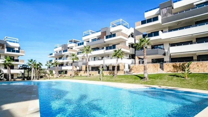 Pis – Orihuela, Paraje Los Almendros, Urbanización la Florida