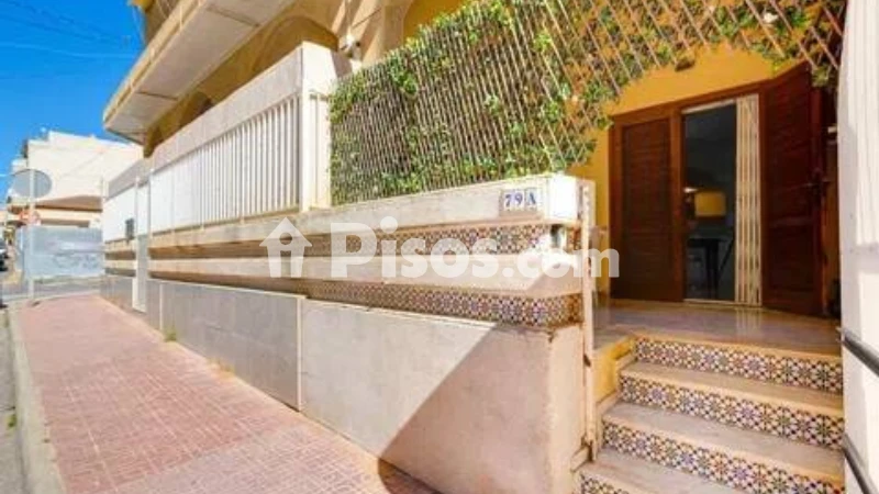 Piso – Torrevieja, Urbanización Calas Blancas