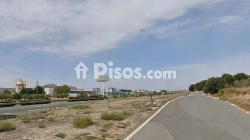 Terreno en venta en Sax