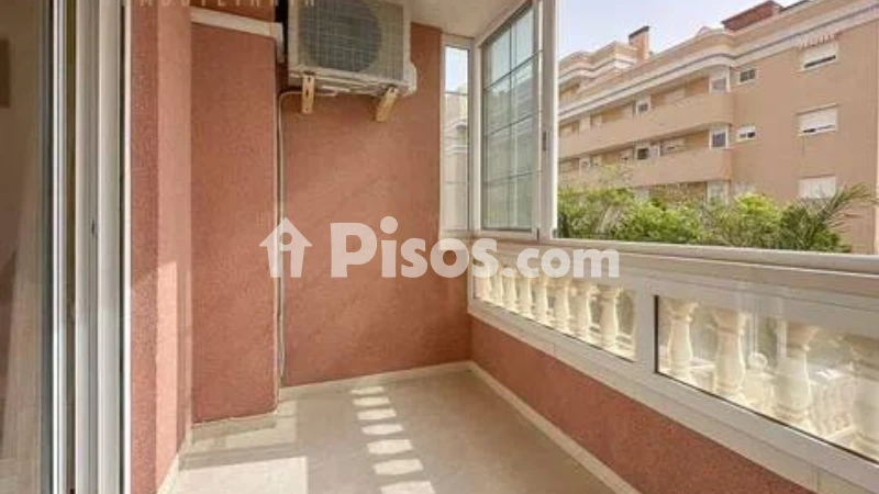 Piso en venta en los Arenales del Sol
