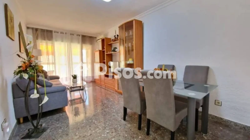 Fotografía del inmueble reportado: 750 €/mes — Almería, Almería