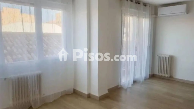 Piso – Albacete, Industria