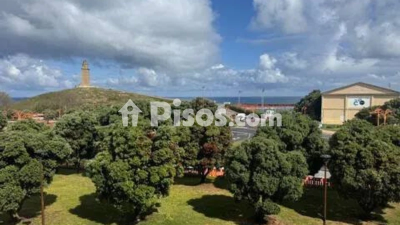 Piso en venta en Calle Hermanos de la Lejía