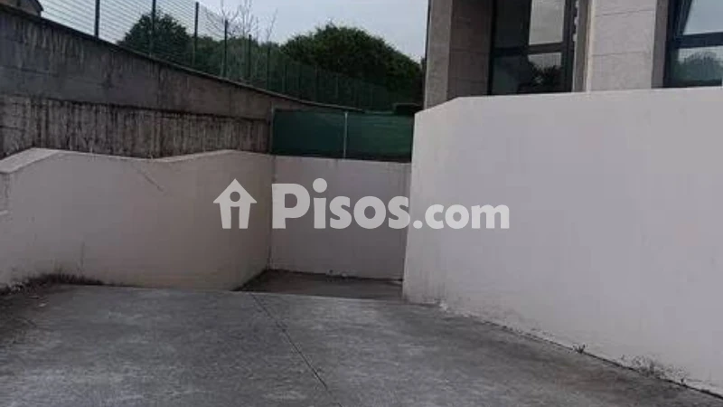 Garaje en venta en Ares