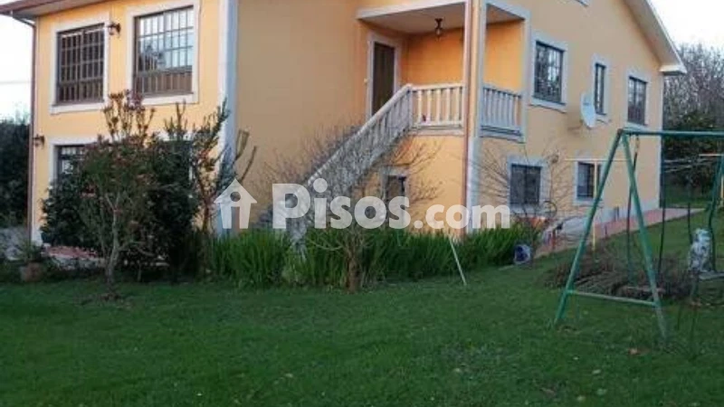 Casa – Ares, A Tenencia, Redes