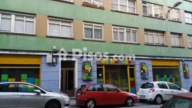 Local comercial en venta en Porta Nova
