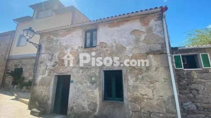 Casa – Tallós, Riazós, Imo