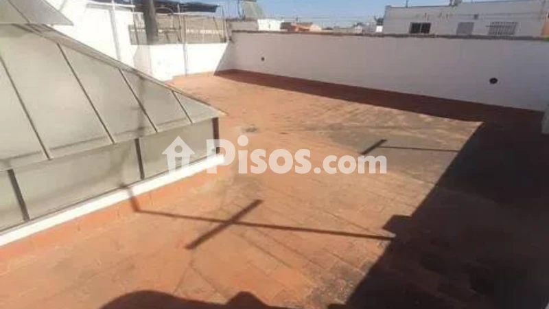 Fotografía del inmueble reportado: 700 €/mes — Sevilla, Sevilla