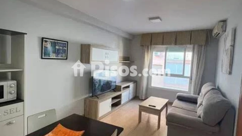 Fotografía del inmueble reportado: 650 €/mes — Almería, Almería