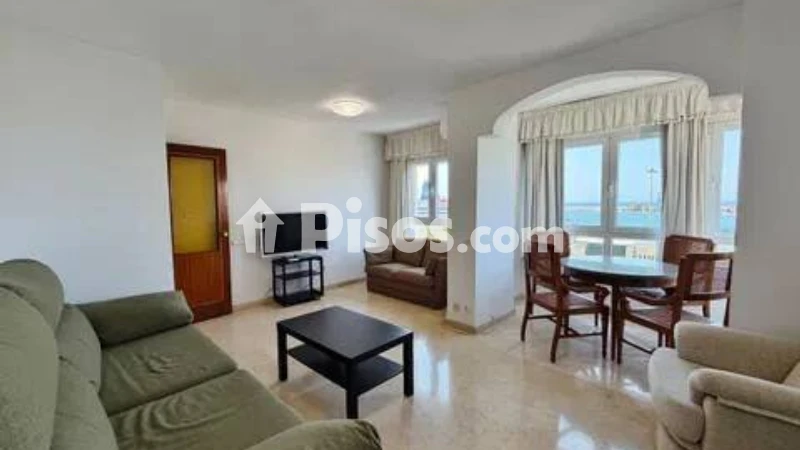 Fotografía del inmueble reportado: 1.000 €/mes — Almería, Almería