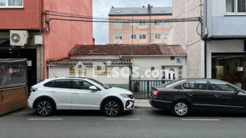 Terreno en venta en Calle Pintor Sotomaior