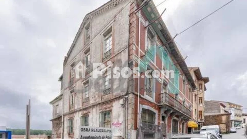 Edificio en venta en Pravia