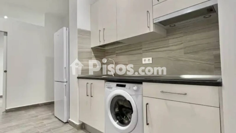Fotografía del inmueble reportado: 700 €/mes — Madrid, Madrid
