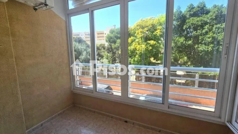 Pis – Torrevieja, Urbanización Calas Blancas