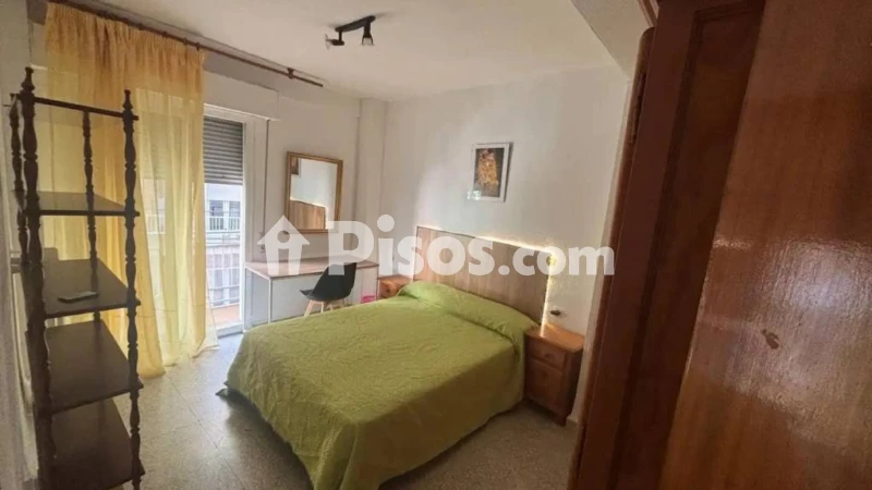 Fotografía del inmueble reportado: 900 €/mes — Granada, Granada
