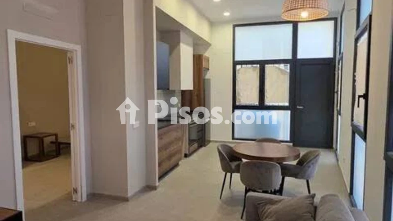 Fotografía del inmueble reportado: 900 €/mes — Valencia, Valencia