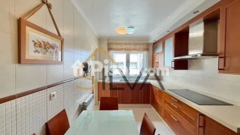 Fotografía del inmueble reportado: 850 €/mes — Lugo, Lugo