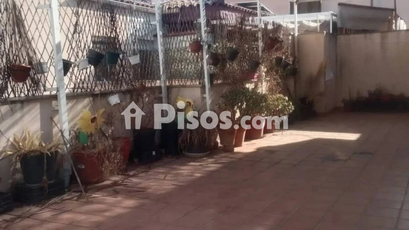 Fotografía del inmueble reportado: 650 €/mes — Granada, Granada