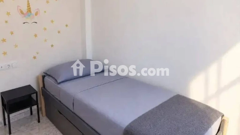 Fotografía del inmueble reportado: 400 €/mes — Valencia, Valencia