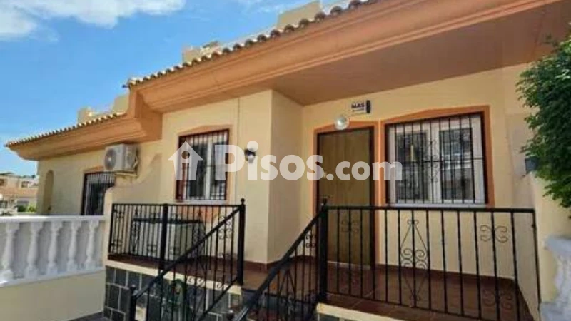Chalet en venta en Orihuela