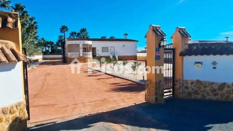 Casa – Catral