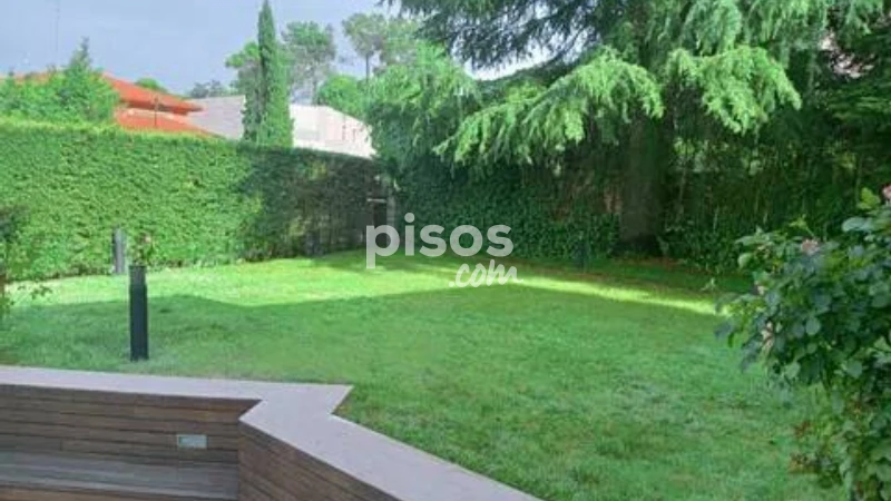 Chalet en alquiler en Madrid Capital