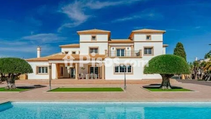Casa – Calp, Pla Roig, Urbanització Les Cometes