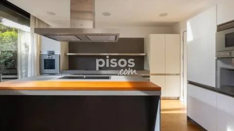 Piso en alquiler en Sarrià